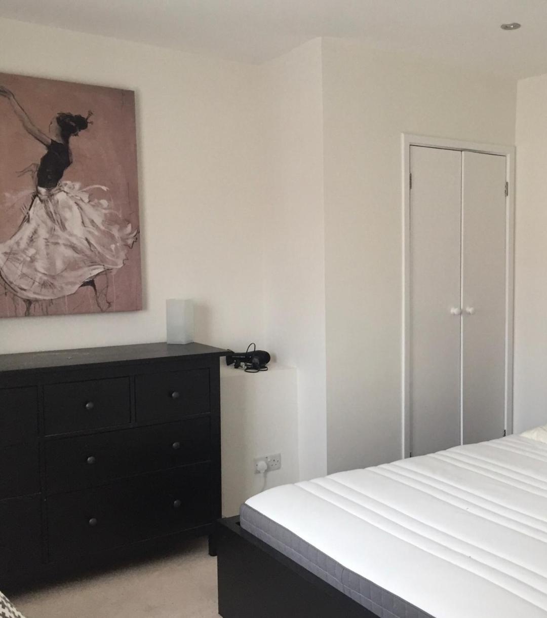 New 2Bd Flat Heart Of Battersea - Close To Station 런던 외부 사진